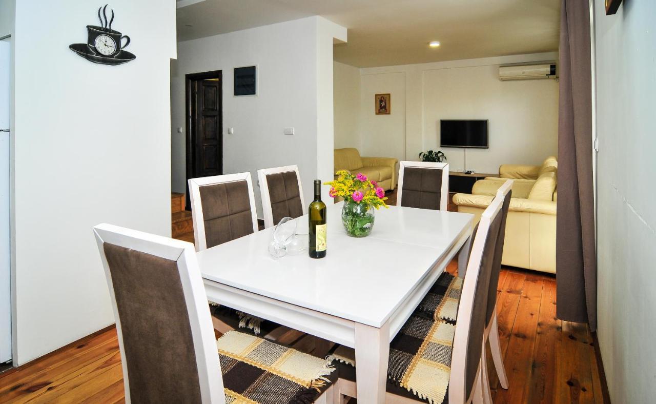 Milosavljevic Apartments Τίβατ Εξωτερικό φωτογραφία