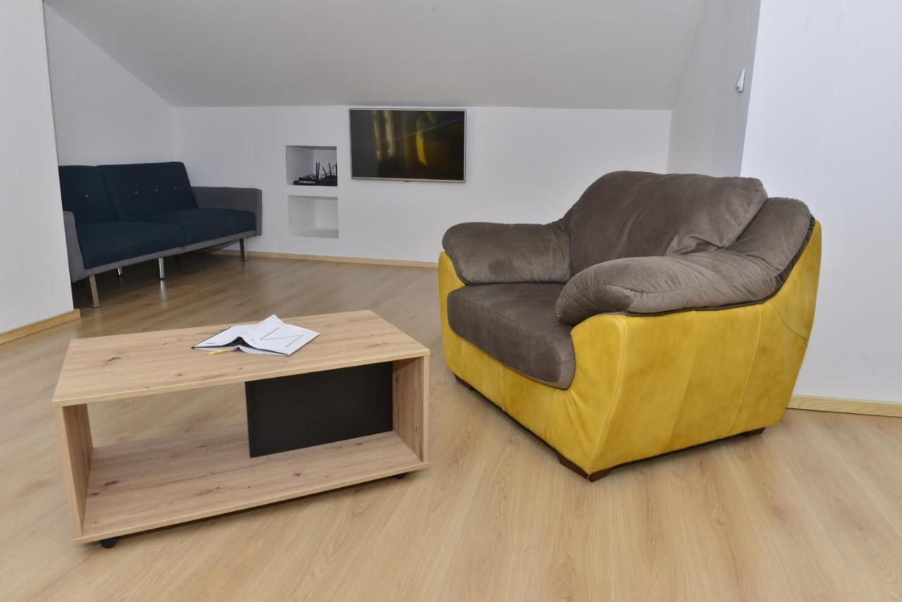 Milosavljevic Apartments Τίβατ Εξωτερικό φωτογραφία