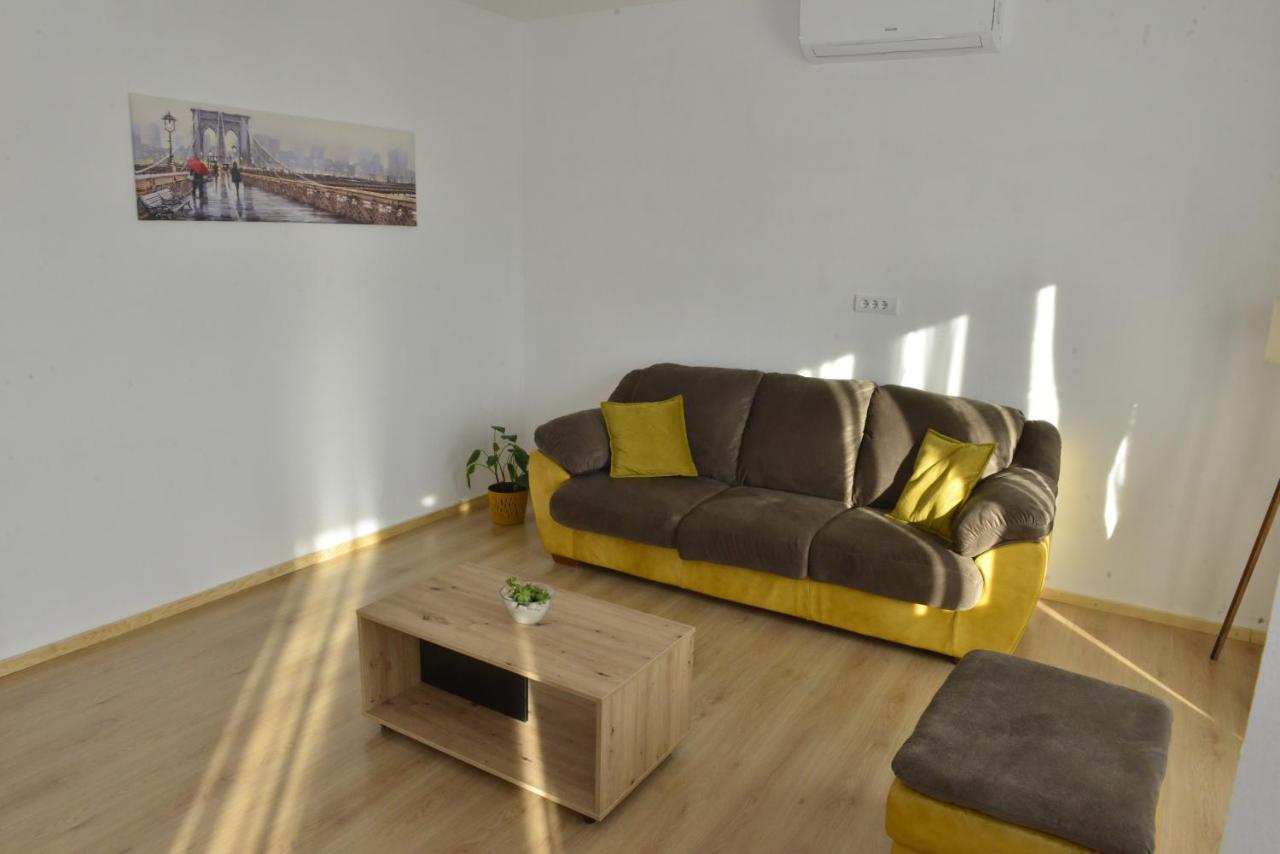 Milosavljevic Apartments Τίβατ Εξωτερικό φωτογραφία