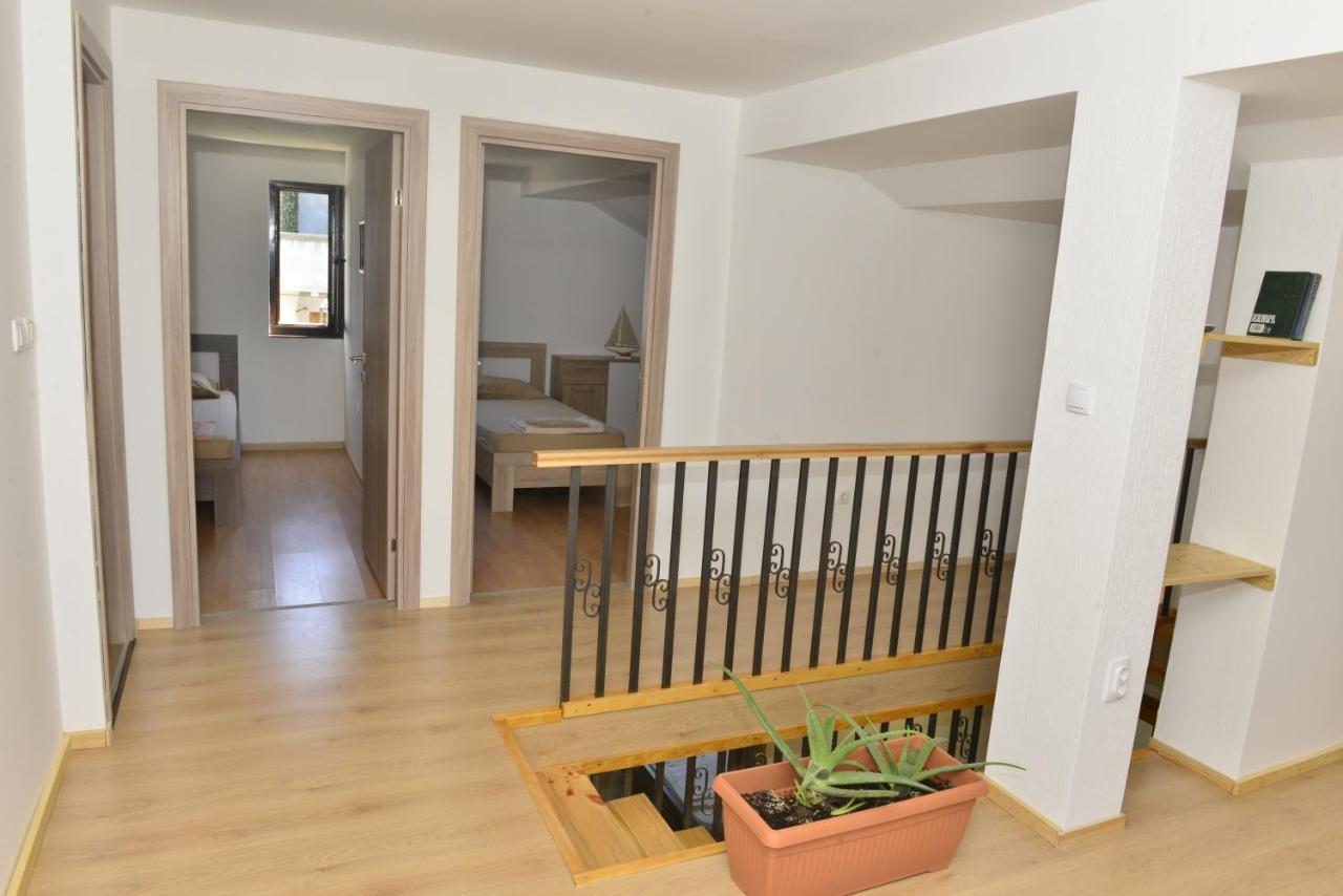 Milosavljevic Apartments Τίβατ Εξωτερικό φωτογραφία