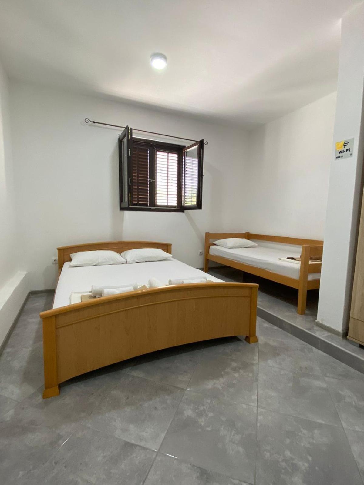 Milosavljevic Apartments Τίβατ Εξωτερικό φωτογραφία