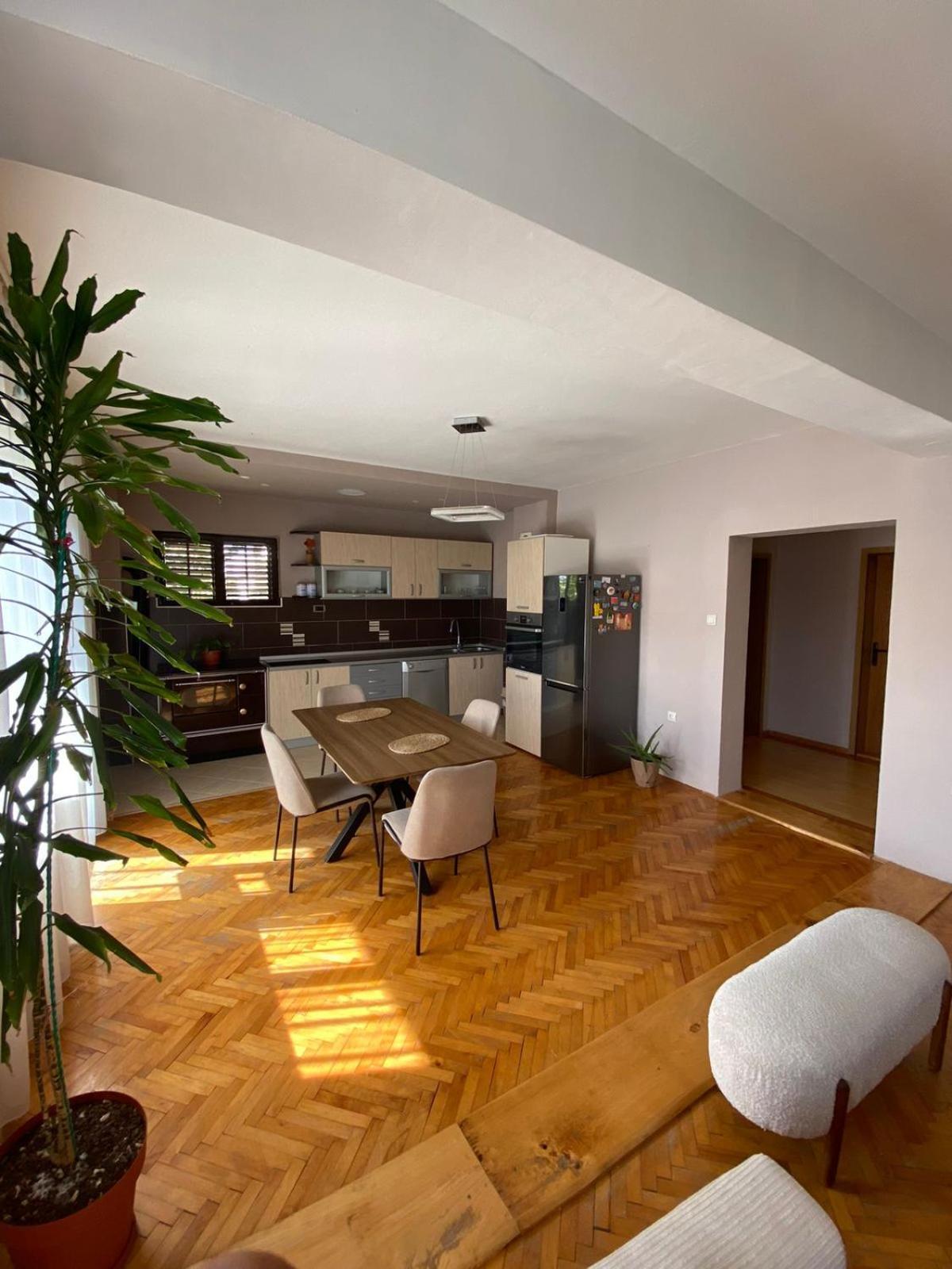 Milosavljevic Apartments Τίβατ Εξωτερικό φωτογραφία
